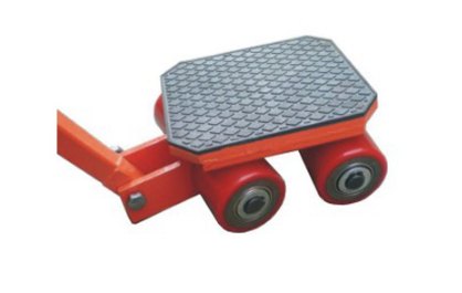 搬運(yùn)重物就用坦克搬運(yùn)車(chē)，安全又高效